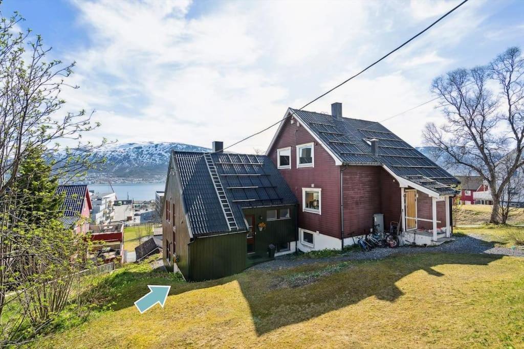 Cozy Little House In Tromso City 外观 照片