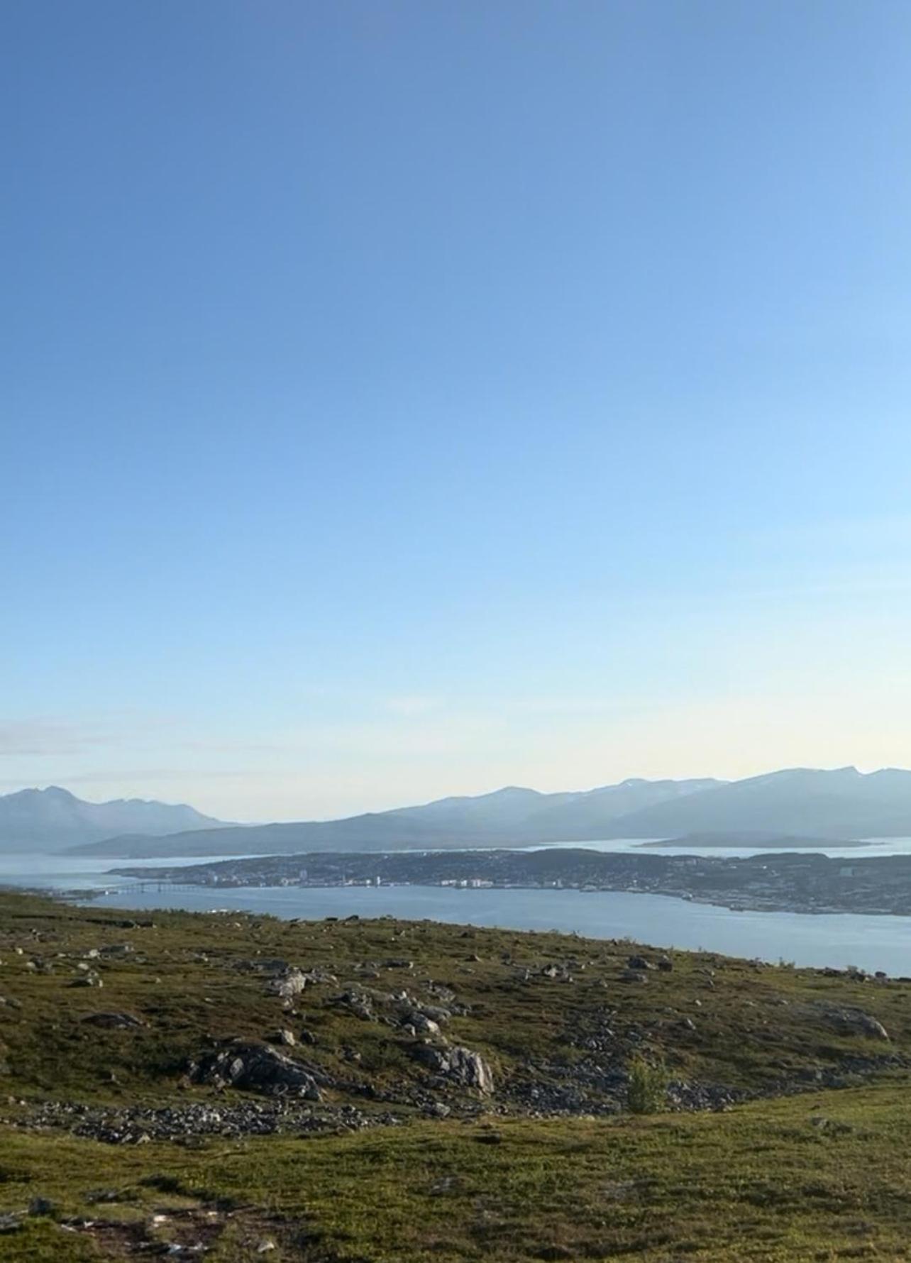 Cozy Little House In Tromso City 外观 照片